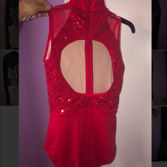 Red sparkly Dance wear - Picture 4 of 7